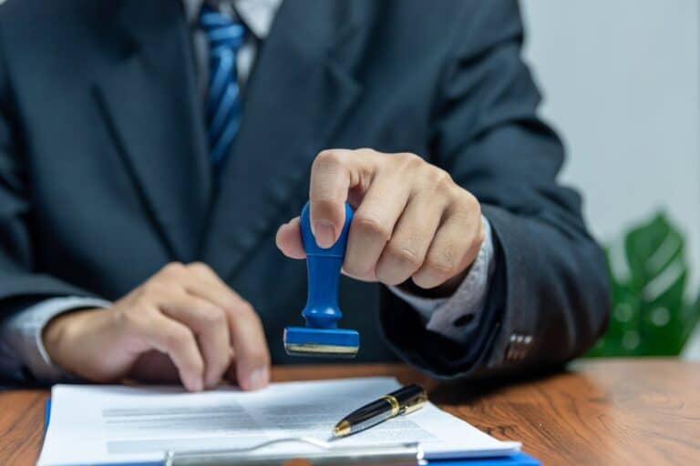 Resident Return Visa (155 and 157): Your PR Doesn’t Expire, But Your Right to Return Does